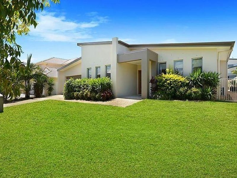 10 Iridium Drive, Hope Island QLD 4212