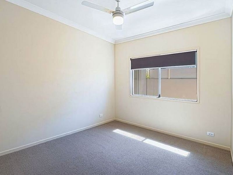 10 Iridium Drive, Hope Island QLD 4212