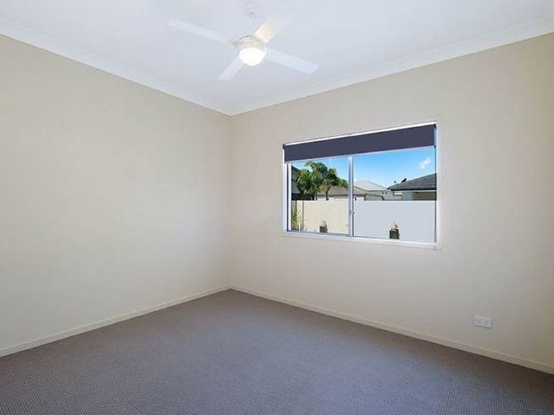 10 Iridium Drive, Hope Island QLD 4212