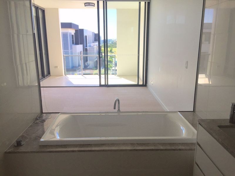 1302/1 Sunset Avenue Salacia Waters, Paradise Point QLD 4216