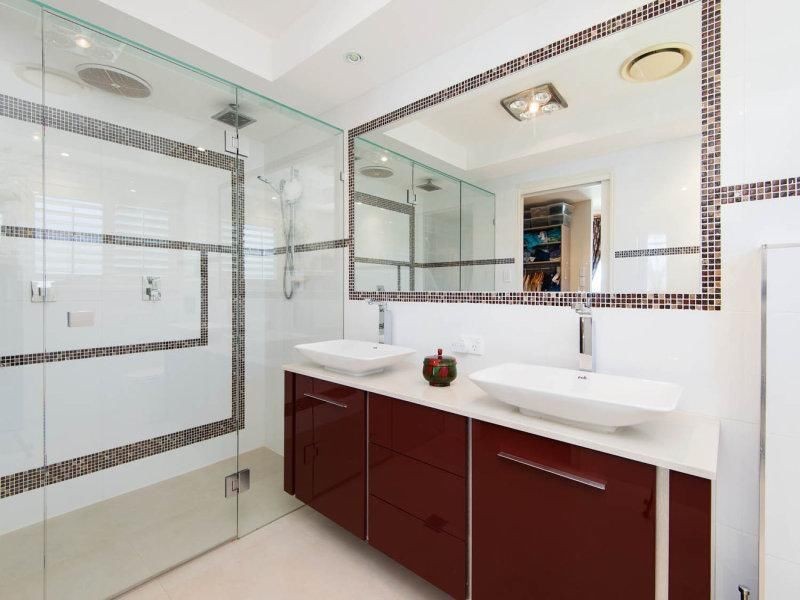 38 Oxley Drive, Paradise Point QLD 4216