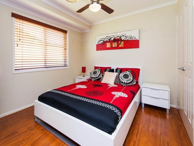 38 Oxley Drive, Paradise Point QLD 4216