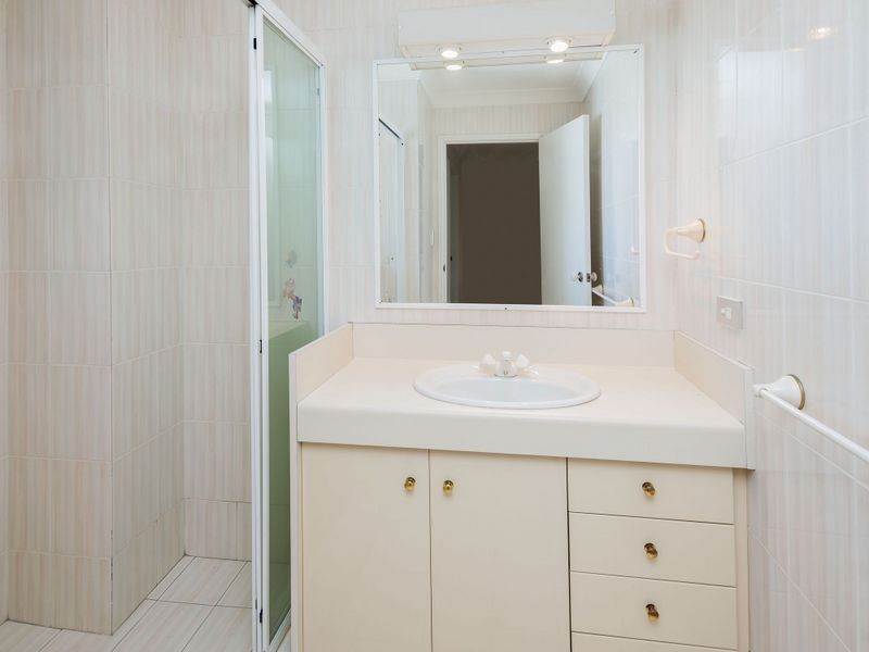 12/100 Morala Avenue, Runaway Bay QLD 4216