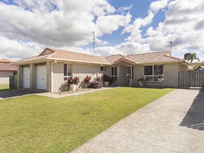 38A Sickle Avenue, Hope Island QLD 4212