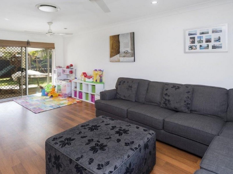 38A Sickle Avenue, Hope Island QLD 4212