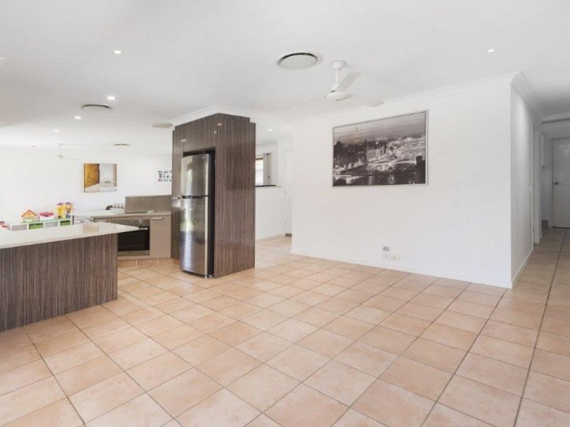38A Sickle Avenue, Hope Island QLD 4212