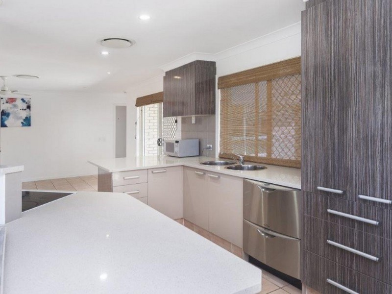38A Sickle Avenue, Hope Island QLD 4212