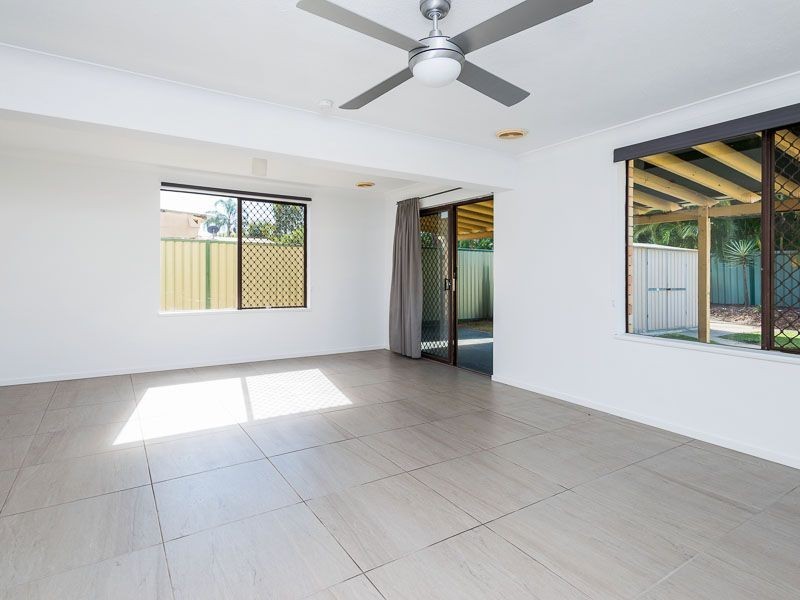 51 Jacaranda Avenue, Hollywell QLD 4216
