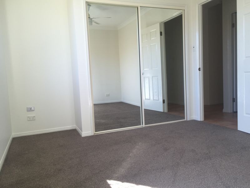 42 Audrey Avenue, Helensvale QLD 4212