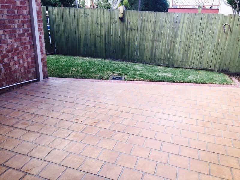 55 Bruce Avenue, Paradise Point QLD 4216