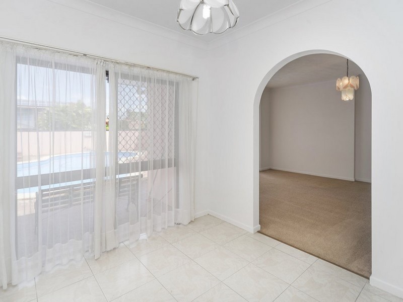 51 Melbourne Road, Arundel QLD 4214