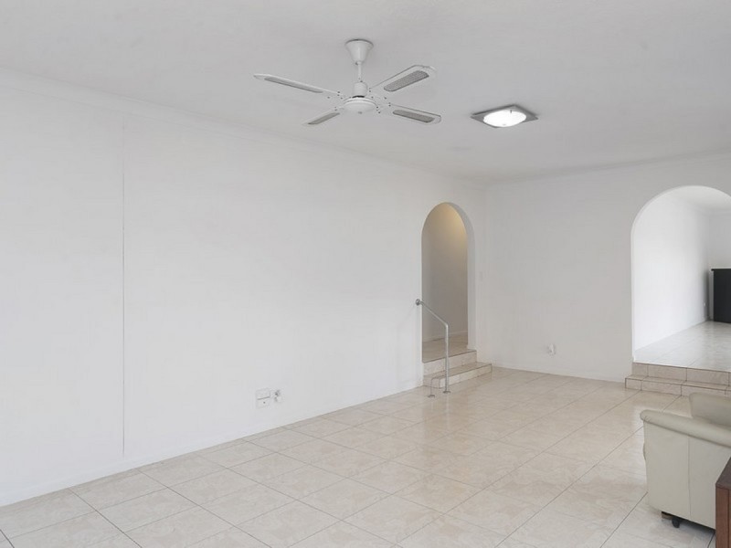 51 Melbourne Road, Arundel QLD 4214