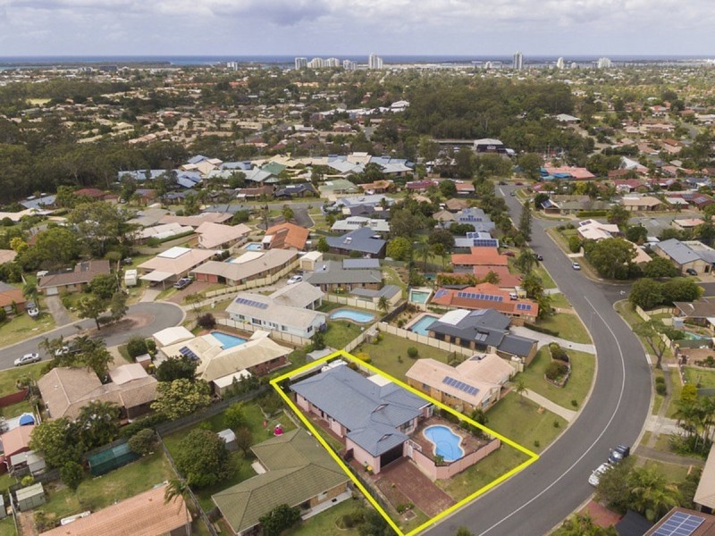 51 Melbourne Road, Arundel QLD 4214