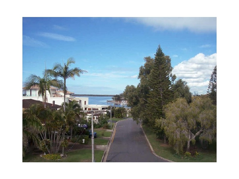 11/1 Poinsettia Avenue, Hollywell QLD 4216