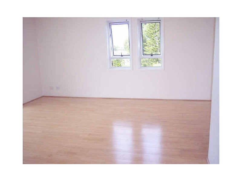 11/1 Poinsettia Avenue, Hollywell QLD 4216