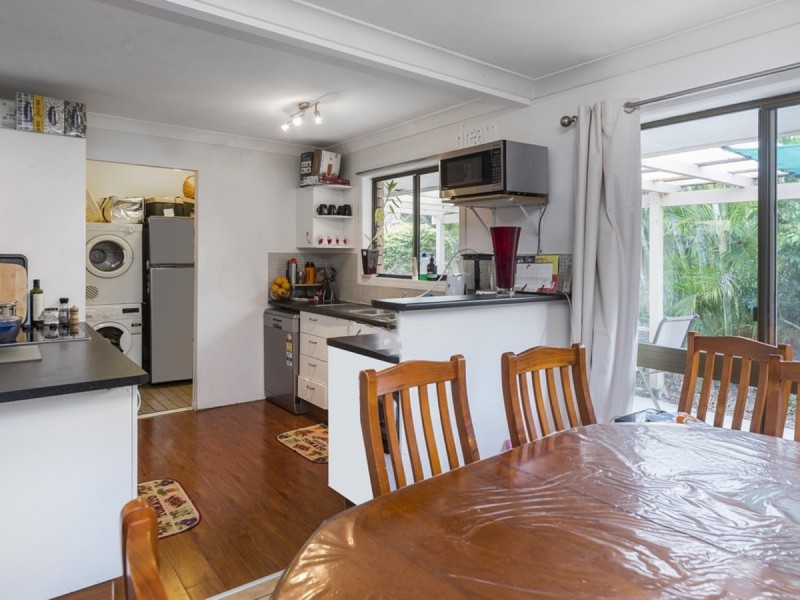 1/12 Warrie Close, Paradise Point QLD 4216