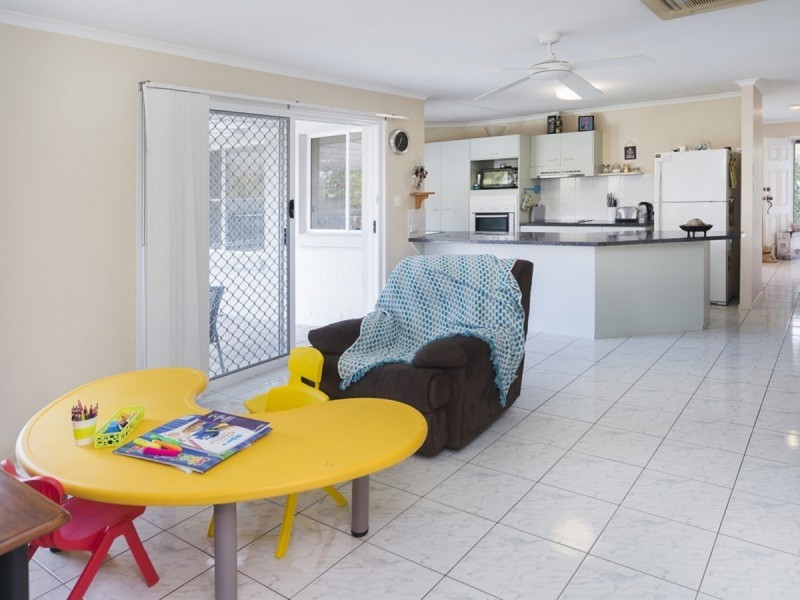 20 Spikes Court, Arundel QLD 4214