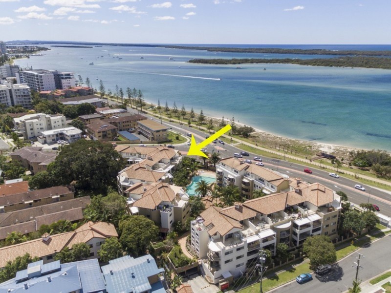 109/392 Marine Parade, Labrador QLD 4215