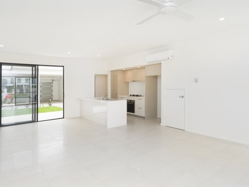 35 Park Lane, Hope Island QLD 4212