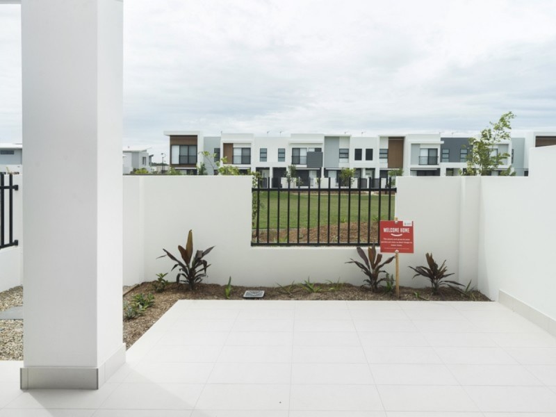 35 Park Lane, Hope Island QLD 4212