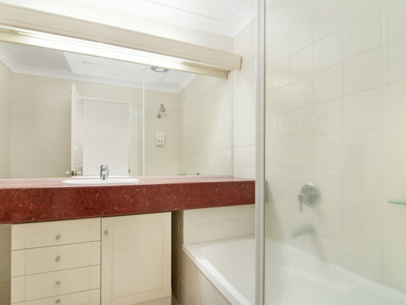 21/43 Myola Court, Coombabah QLD 4216