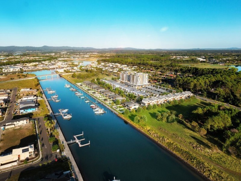 23-31 Sickle Avenue, Hope Island QLD 4212