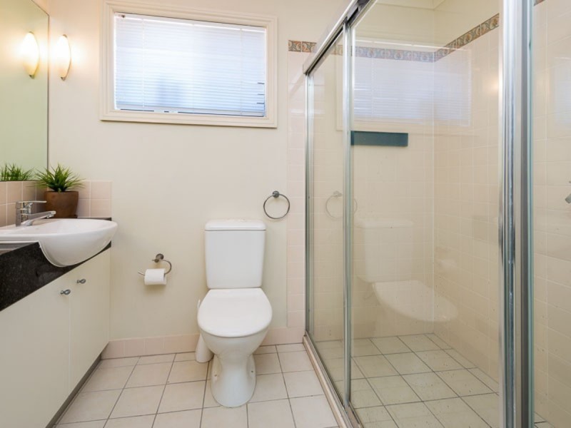 8849 Magnolia Drive East, Hope Island QLD 4212