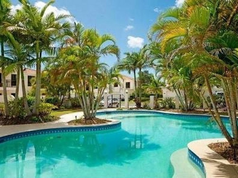 8849 Magnolia Drive East, Hope Island QLD 4212