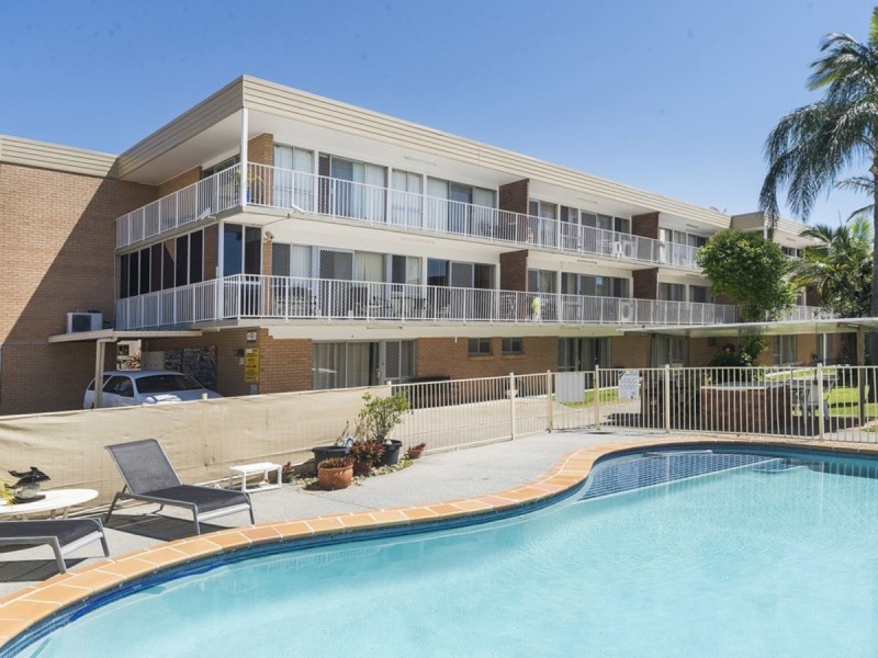 10/54 Frank Street, Labrador QLD 4215