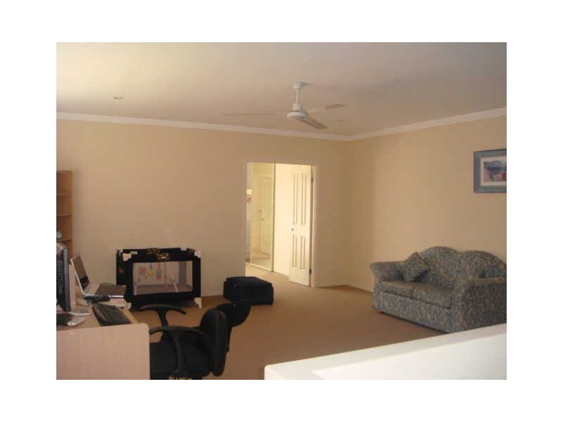 Paradise Point QLD 4216