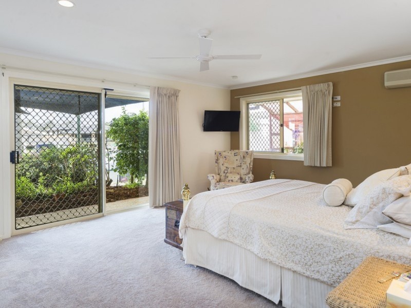 19 Drysdale Place, Paradise Point QLD 4216