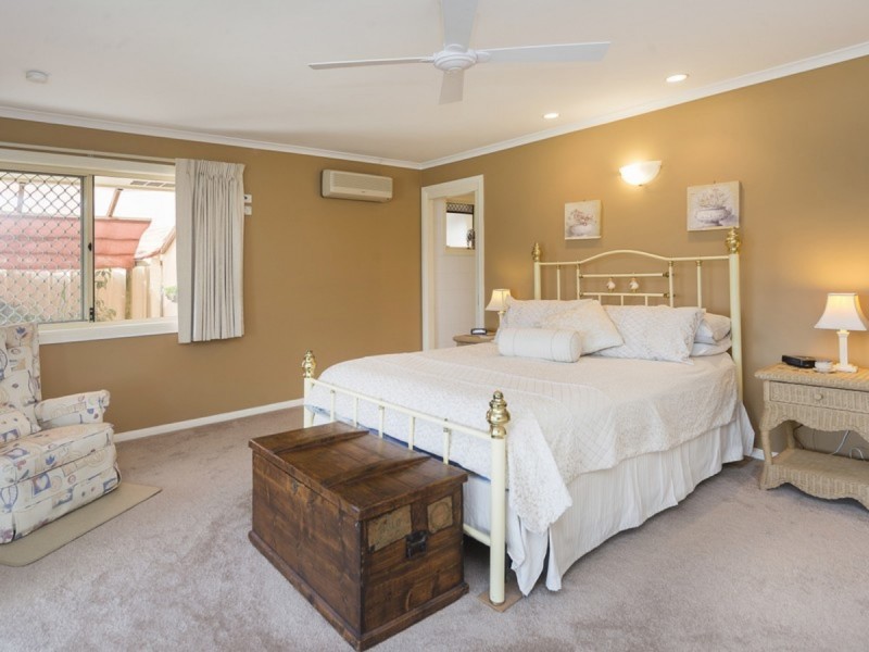 19 Drysdale Place, Paradise Point QLD 4216