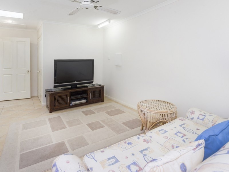 19 Drysdale Place, Paradise Point QLD 4216