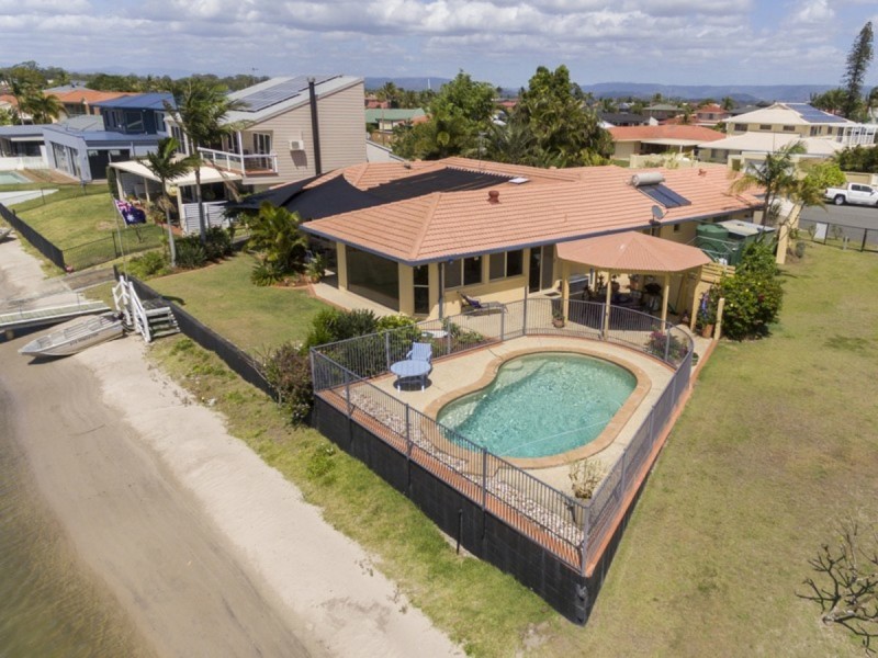 19 Drysdale Place, Paradise Point QLD 4216