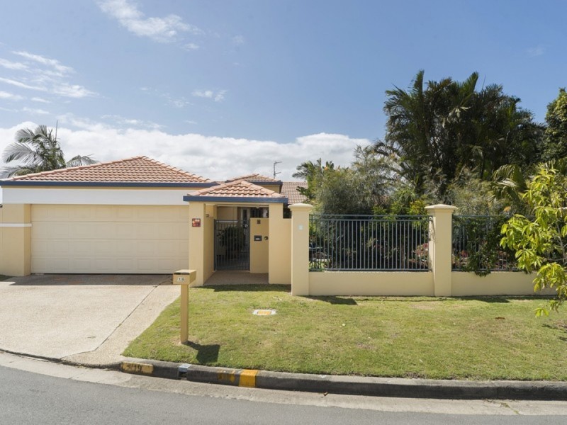 19 Drysdale Place, Paradise Point QLD 4216