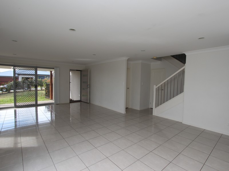 2/15 Elmore Street, Ormeau QLD 4208