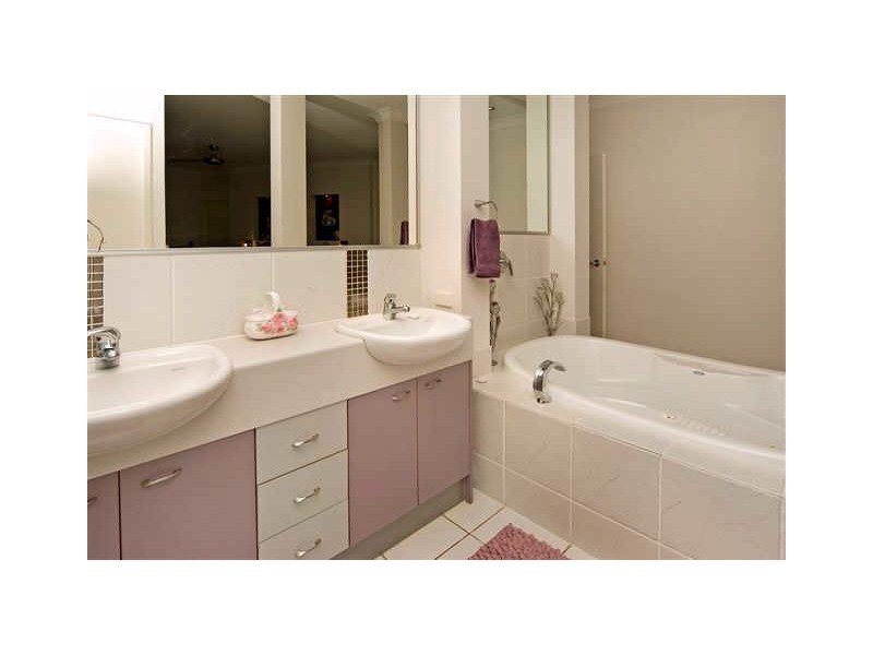 15 Northbank Court ‘River Links’, Helensvale QLD 4212