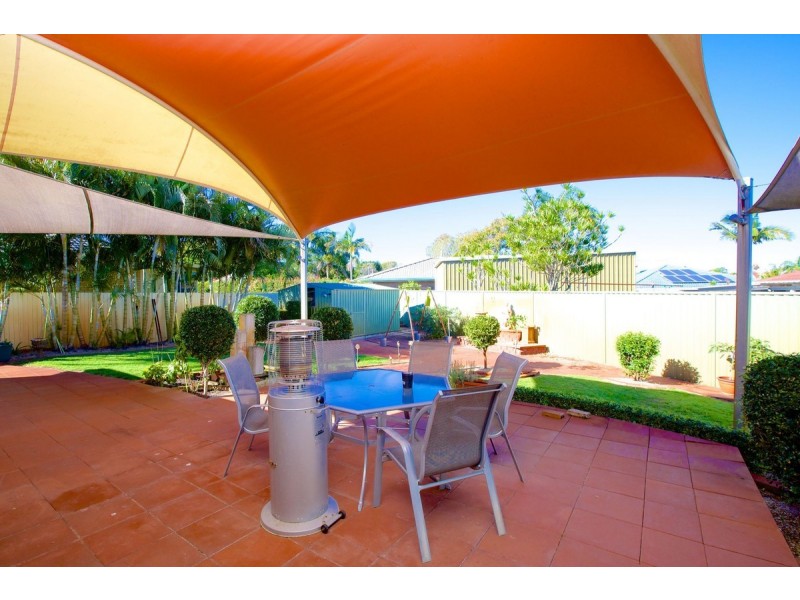 36 Sunbird Avenue, Paradise Point QLD 4216