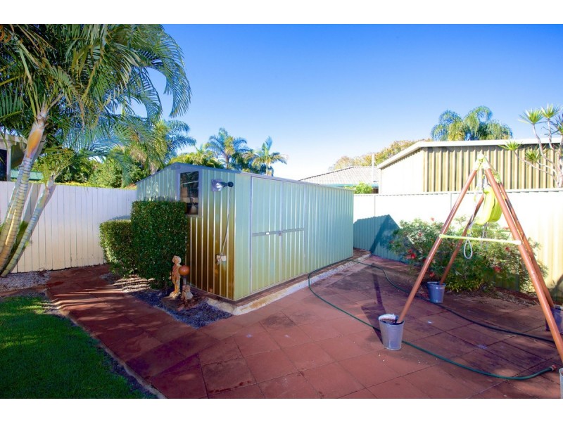 36 Sunbird Avenue, Paradise Point QLD 4216