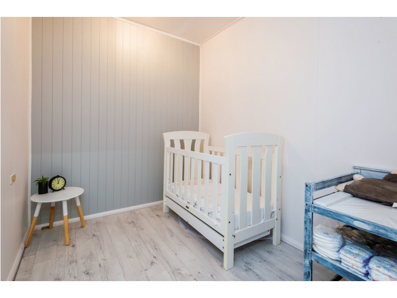 21 Swallow Avenue, Paradise Point QLD 4216