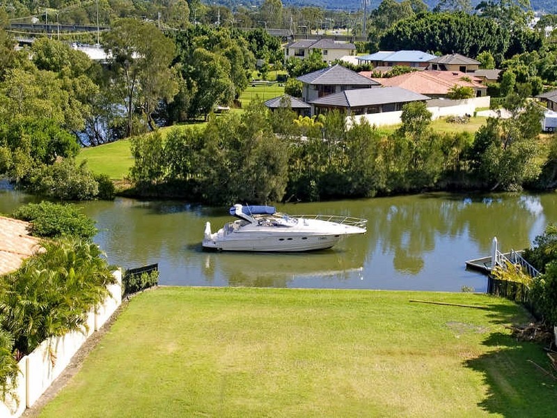 3149 Riverleigh Drive, Hope Island QLD 4212