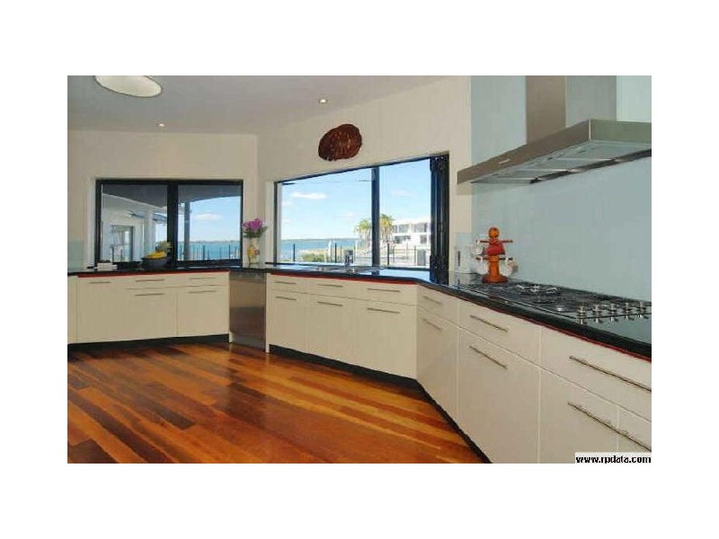 4 Sapphire Street, Hollywell QLD 4216