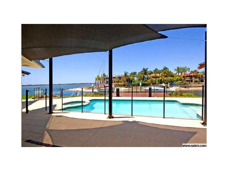 4 Sapphire Street, Hollywell QLD 4216