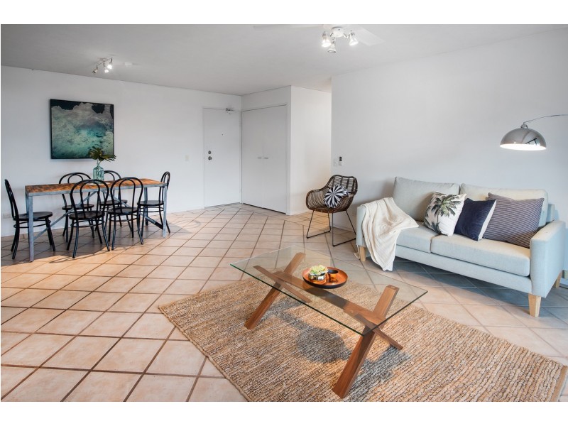 5/3532 Main Beach Parade, Main Beach QLD 4217