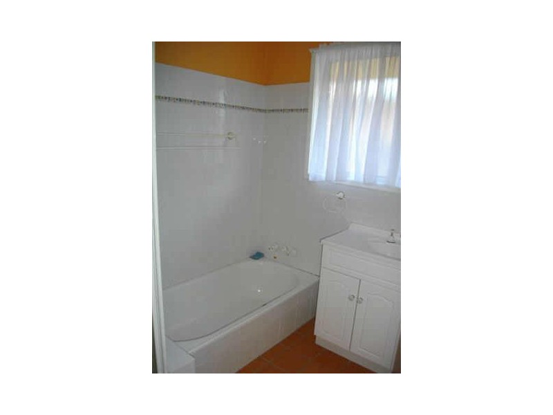 27 Killowill Street, Paradise Point QLD 4216