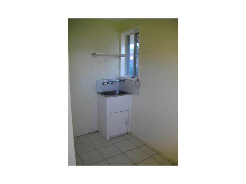 27 Killowill Street, Paradise Point QLD 4216