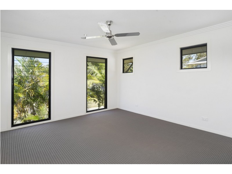 37 Great Southern Drive, Robina QLD 4226