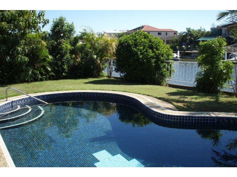 61 Gibraltar Drive, Isle Of Capri QLD 4217