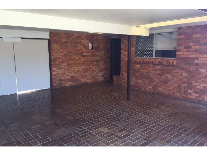 61 Gibraltar Drive, Isle Of Capri QLD 4217