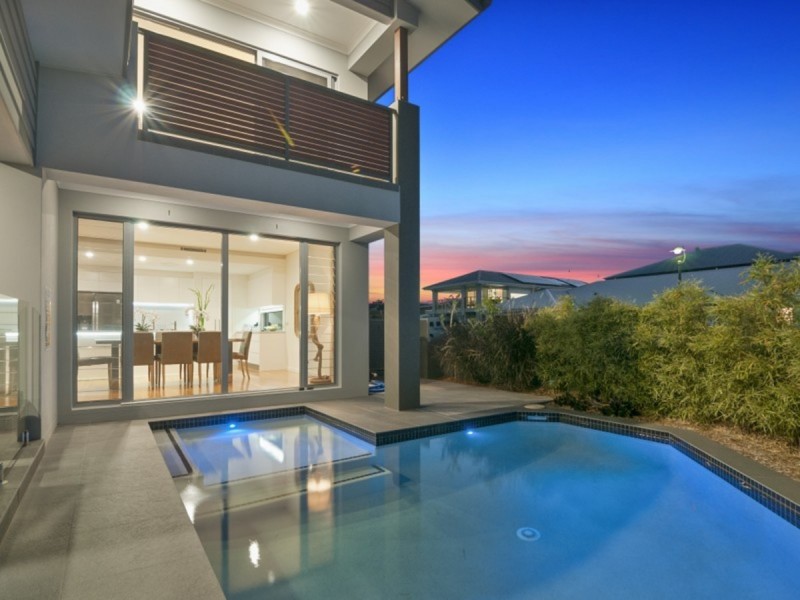 66 North View Street, Hope Island QLD 4212